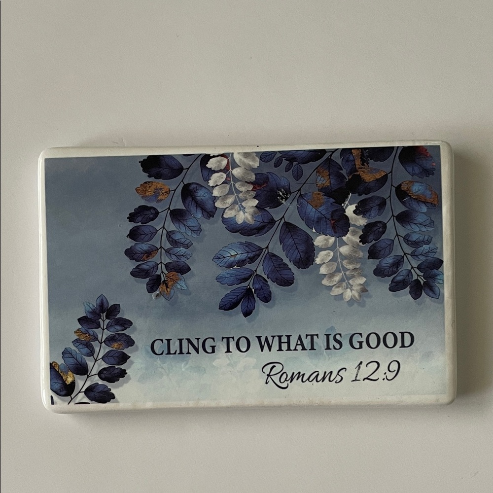 Inspirational Kitchen Magnet 🧲 Plaque with Blue and White Leaves